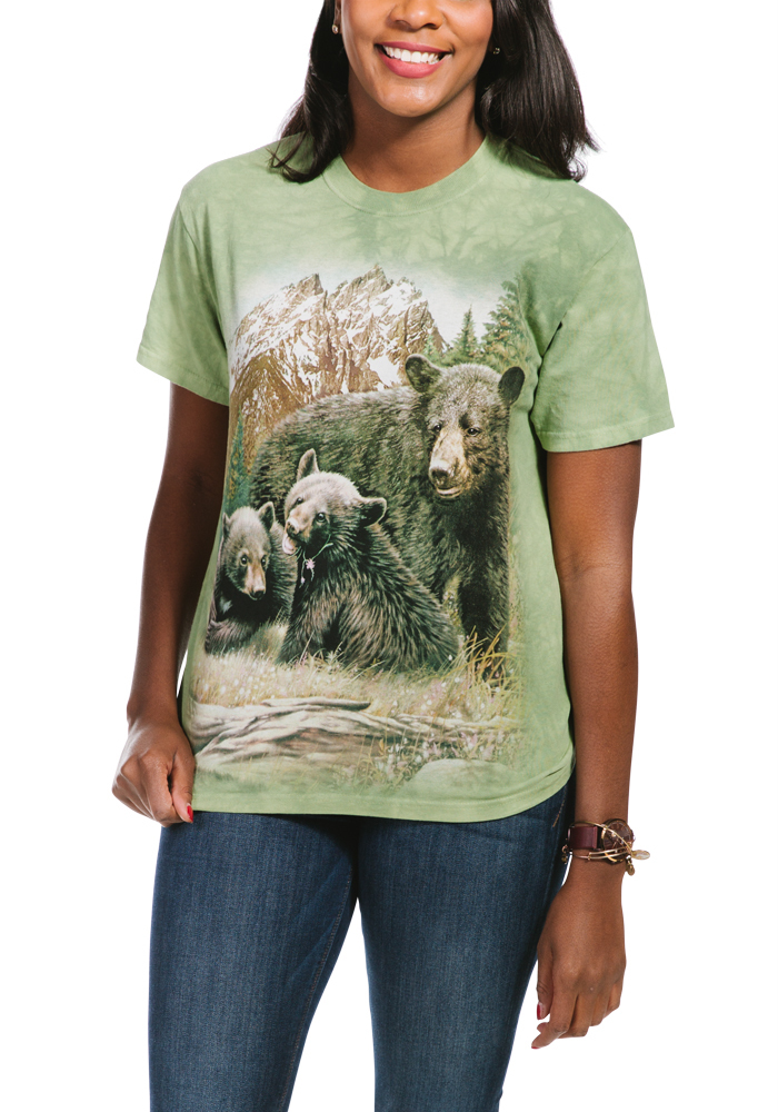 The Mountain T-Shirt - Black Bear Family
